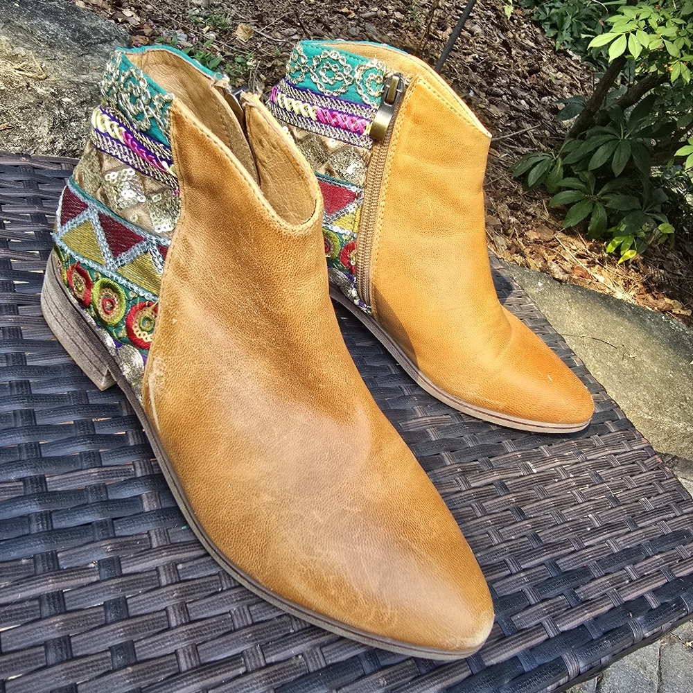 Bohemian Tan Ankle Boots With Sequins From Antelope For Anthropologie 38